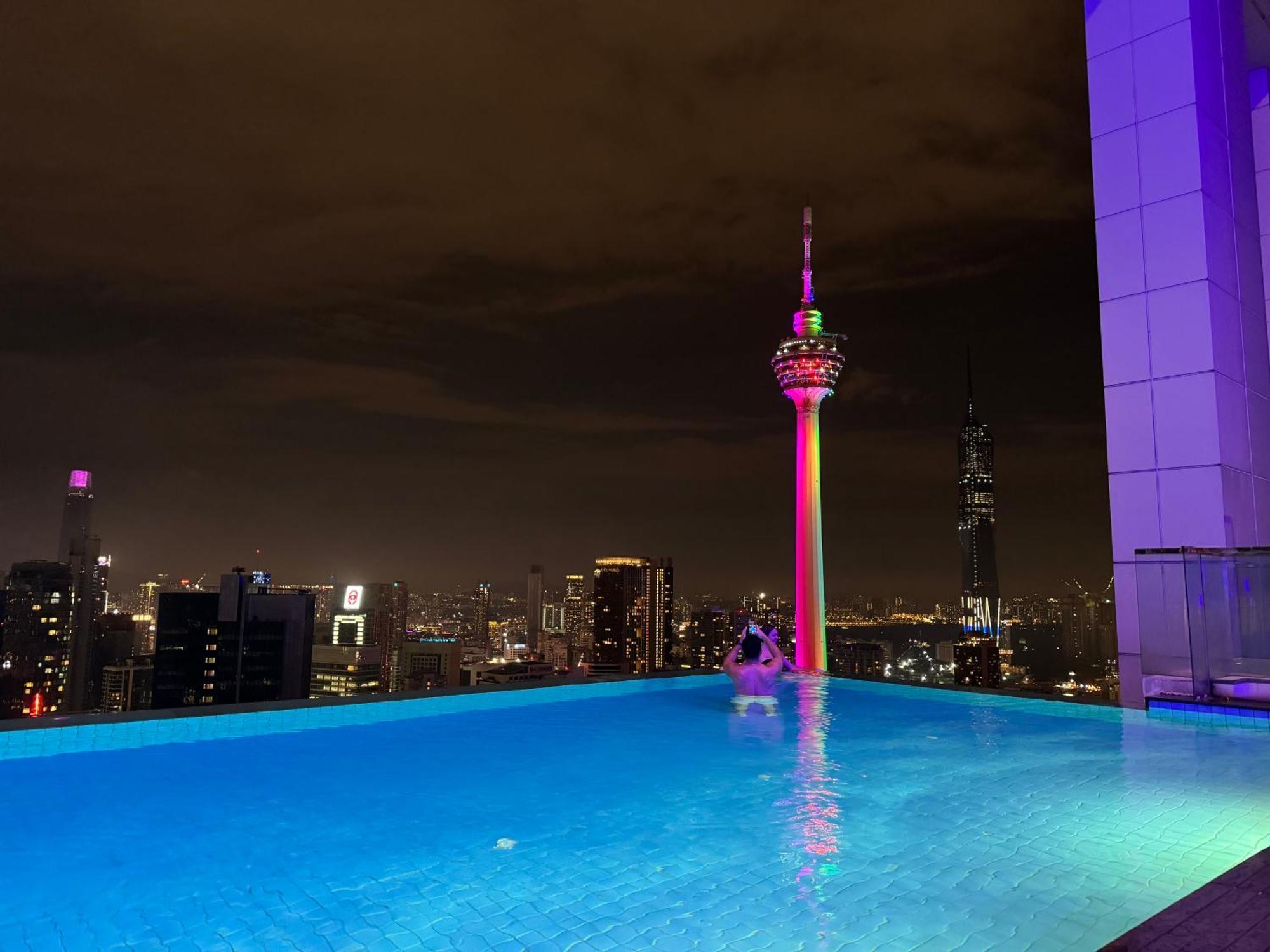 Platinum Klcc By Rainbow Suites Kuala Lumpur Exterior foto